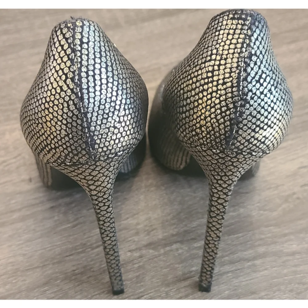 SAINT LAURENT Metallic Snake-Effect Leather Pumps Heels Size 9.5 | YSL